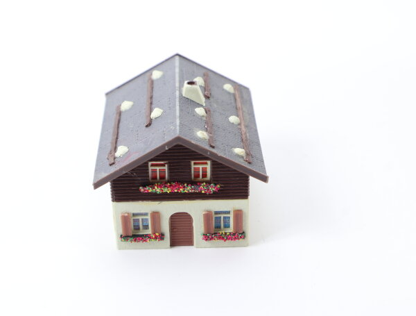 Spur N Gebäude Wohnhaus Alpenhaus Berghaus Almhaus