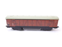 Spur H0 gedeckter Güterwagen braun 65 701 DB / Blech