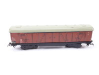 Spur H0 gedeckter Güterwagen braun 65 701 DB / Blech