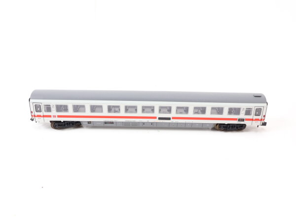 Minitrix N Personenwagen 2. Klasse 21-94 661-0 DB