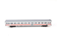 Minitrix N Personenwagen 2. Klasse 21-94 661-0 DB