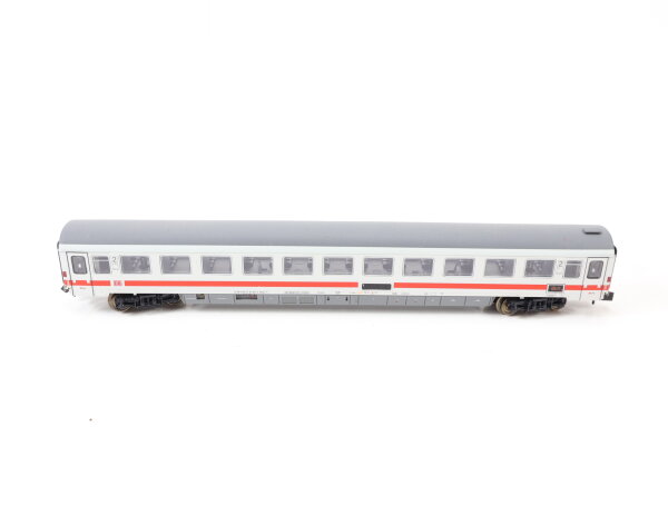 Minitrix N Personenwagen 2. Klasse 21-94 661-0 DB