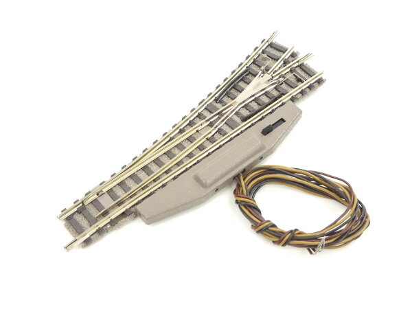 E2672 Fleischmann N 9180 L Weiche links elektrisch mit leitendem Herzstück 1:160