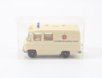 Wiking H0 Modellauto Rettungswagen MB L 406 "Johanniter" creme 1:87