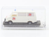 Praline H0 3227 Modellauto PKW Fiat Ducato Ambulanza Italien Croce rossa 1:87