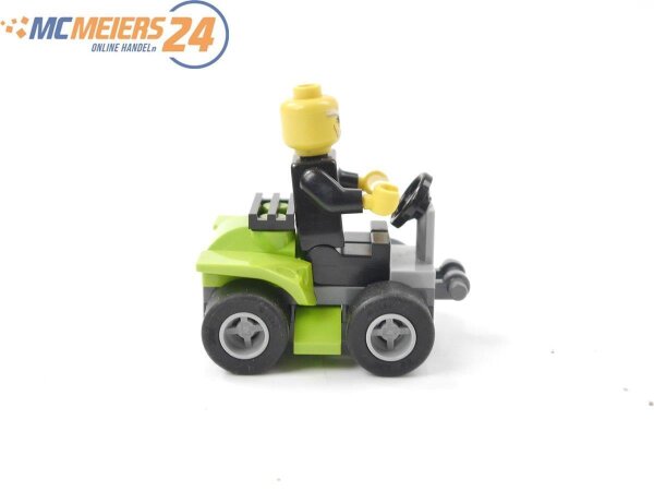 LEGO City  Mähfahrzeug o.ä. mit Figur ohne Arbeitsgerät  E595