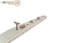 Vollmer N 19989 19995  20002 Gebäude für Bahnsteig "Baden Baden" E624