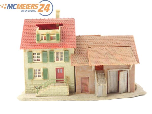 Spur H0 Gebäude Haus Bauernhaus mit Stall und Scheune