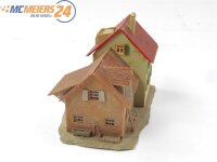 Spur H0 Gebäude Haus Bauernhaus mit Stall und Scheune