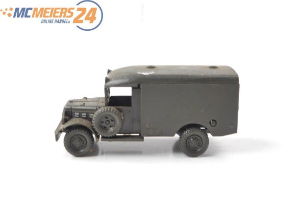 Roco minitanks H0 223 Modellauto Militär Dogde Sanitätsfahrzeug 1:87