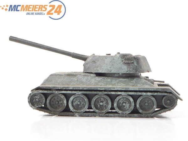 RMM Roskopf H0 Militärfahrzeug Russischer Kampfpanzer T34 1:100