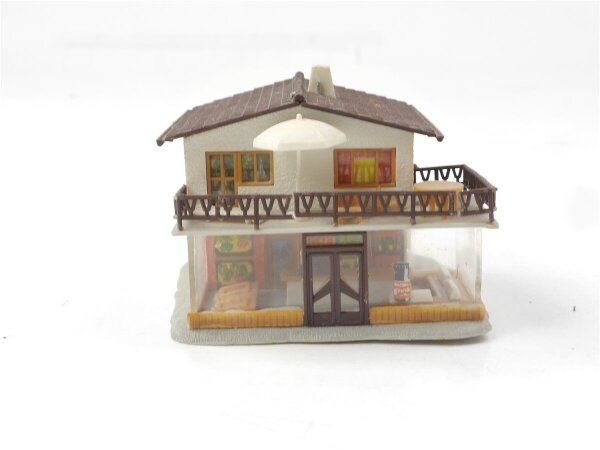 Faller N 2224 Gebäude Wohnhaus mit Lagengeschäft / Licht