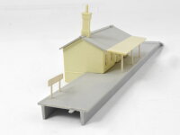 Spur N Gebäude Bahnhofsgebäude Bahnsteig mit...