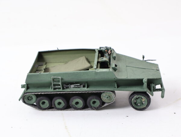 Militärfahrzeug Halbketten Fahrzeug