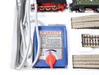 Märklin H0 2911 Startpackung Personenzug mit  Dampflok Gleisen Trafo / Licht
