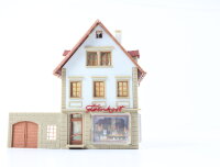 Faller H0 B-258 Gebäude Feinkost Geschäft mit Mehrfamilienhaus Wohnhaus / Licht