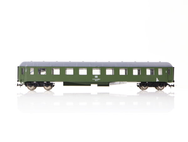 Lima H0 Personenwagen Abteilwagen 2. Klasse 51 80 22-40 008-0 DB / Licht