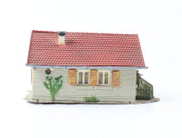 Spur H0 Gebäude Haus Wohnhaus Bungalow mit Veranda / Licht