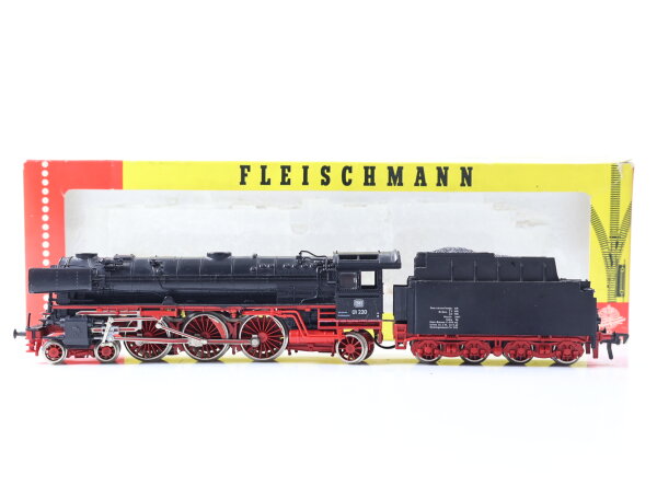 Fleischmann H0 1362 Dampflok Schlepptenderlok BR 01 220 DB