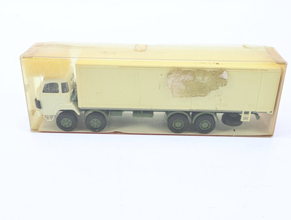 PCX87 H0 870022 Modellauto PKW Opel Rekord D Caravan metallic light green 1:87