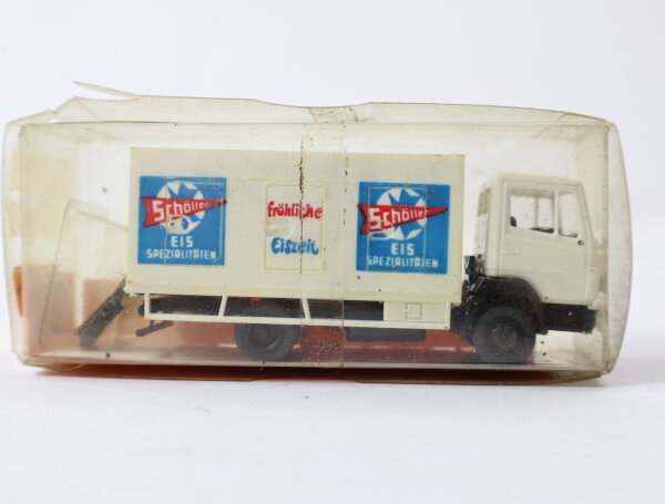 Roskopf H0 477 Modellauto LKW MB Tiefkühlwagen Schöller Eis, weiß  1:87
