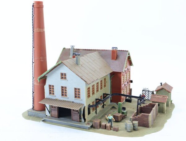 Faller H0 Gebäude Industriegebäude Schraubenfabrik
