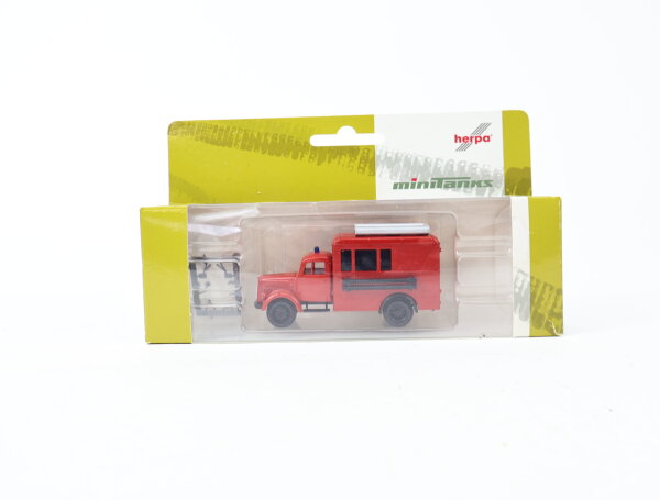 Herpa minitanks H0 745024 Modellauto MB Koffer-LKW "Feuerwehr" 1:87