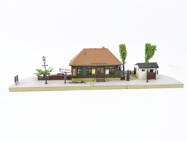 Vero H0 5457310/129/00009 Gebäude Fertigmodell Bahnhof Haltepunkt Borsdorf
