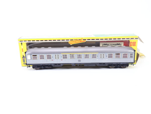 Fleischmann H0 1511 Personenwagen Nahverkehr Silberling 1./2. Klasse 31148 DB