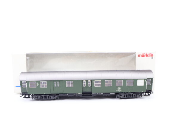 Märklin H0 4133 Personenwagen mit Gepäckabteil 2. Klasse 12 287-2 BDyg533 DB NEM