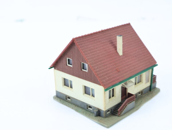 Kibri N Gebäude Wohnhaus Familienhaus Stadthaus mit Balkon