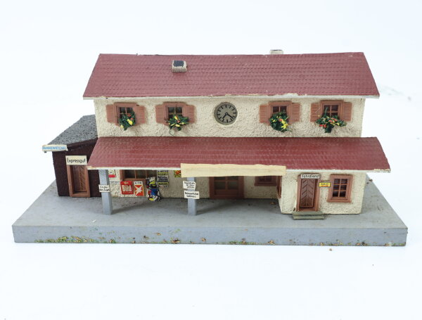 Spur H0 Gebäude Bahnhof Schönblick