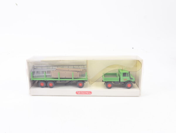 Wiking H0 392 01 27 Modellauto Zugmaschine mit Rungenanhänger Grün 1:87