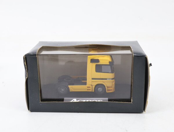 Wiking H0 B 6 000 0112 Modellauto LKW MB Actros Gelb 1:87
