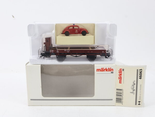 Märklin H0 46063 Güterwagen Niederbordwagen DB mit Feuerwehr VW Käfer / NEM