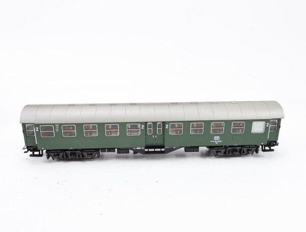 Märklin H0 4132 Personenwagen Umbauwagen 2. Klasse 11 696-1 Byg514 DB / NEM