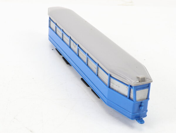 Wiking H0 223/1C Modellauto Straßenbahn 4-Achs-Anhänger himmelblau 1:100