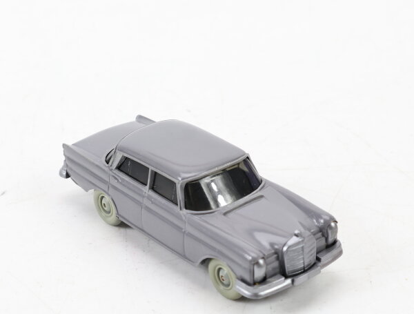 Wiking H0 378/1B Modellauto Mercedes 220 Heckflosse staubgrau 1:87