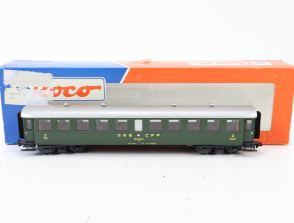 Roco H0 44465 Personenwagen Reisezugwagen 3. Klasse  03 211-3 SBB / NEM