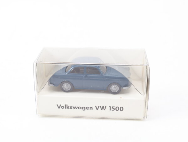 Wiking H0 Modellauto PKW Volkswagen 1500 Stufenheck ozeanblau/3 i 532 1:87