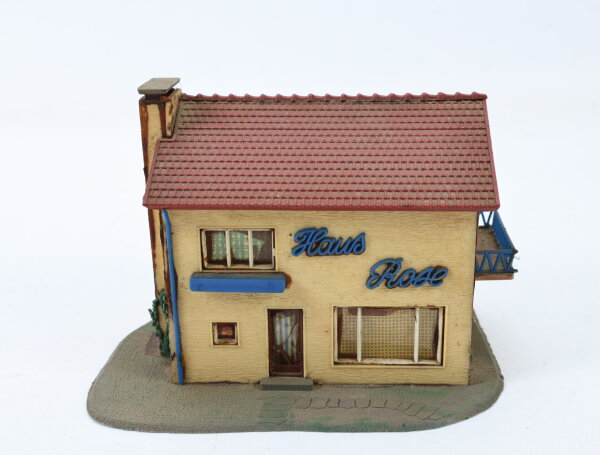 Spur H0 Gebäude Haus Pension Rose