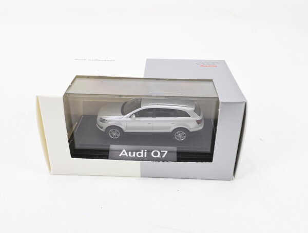 Wiking H0 501.05.076.12 Modellauto PKW Audi Q7 Silber 1:87