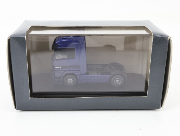 Wiking H0 B 6 600 0110 Modellauto LKW Zugmaschine MB Actros 1:87