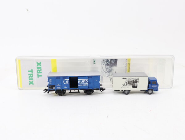 Trix H0 24033 Museumswagen 2003 Güterwagen + LKW "Grundig" / NEM