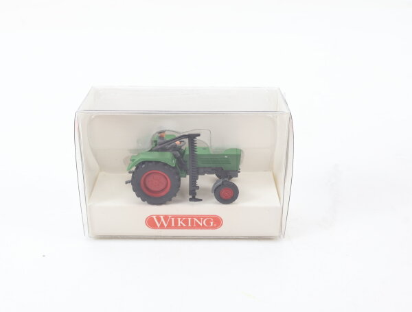 Wiking H0 0890 40 29 Modellauto Traktor mit Figur Wendt Farmer 2S Grün 1:87