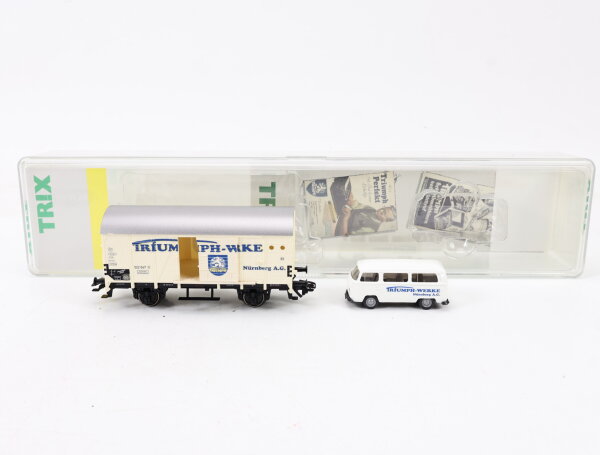 Trix H0 24043 gedeckter Güterwagen "Triumph-Werke"  Museumswagen 2004 / NEM