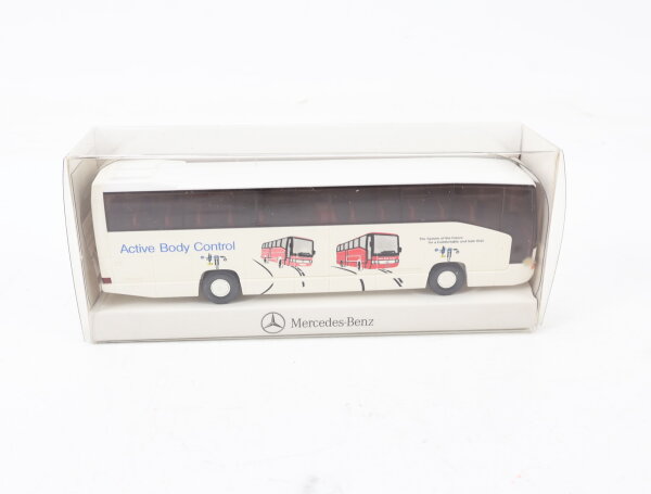 Wiking H0 B 6 600 0065 Modellauto Bus MB O 404 RHD "Active Body Control" 1:87