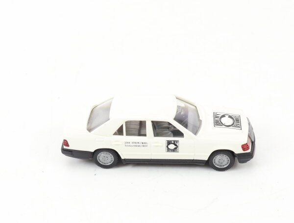 Wiking H0 Modellauto PKW MB 260 E "Bruhns Deichhotel" Weiß 1:87
