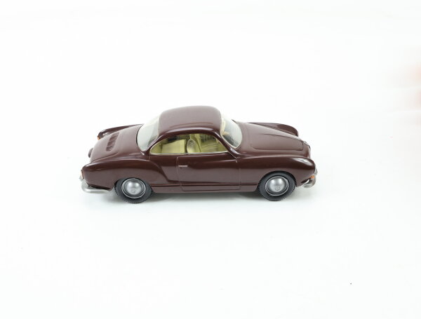 Wiking Modellauto PKW Volkswagen VW Karmann Ghia Coupe schokobraun 1:40