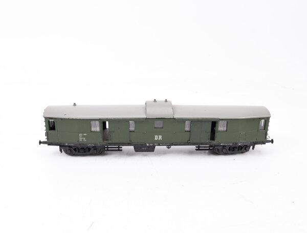 Schicht H0 Personenwagen Hechtwagen Gepäckwagen 621-038 DR